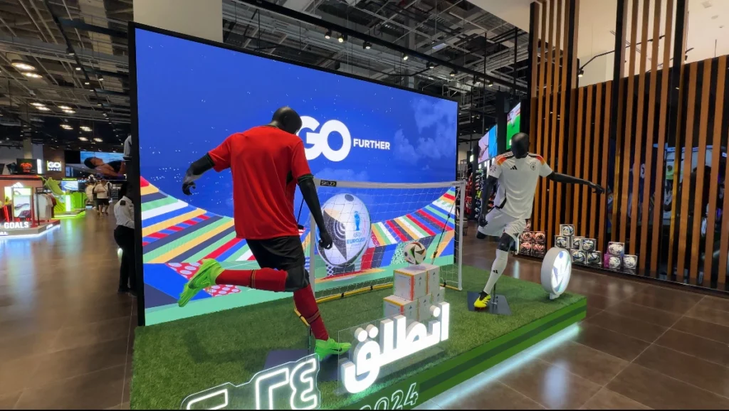 Image (2) Go further